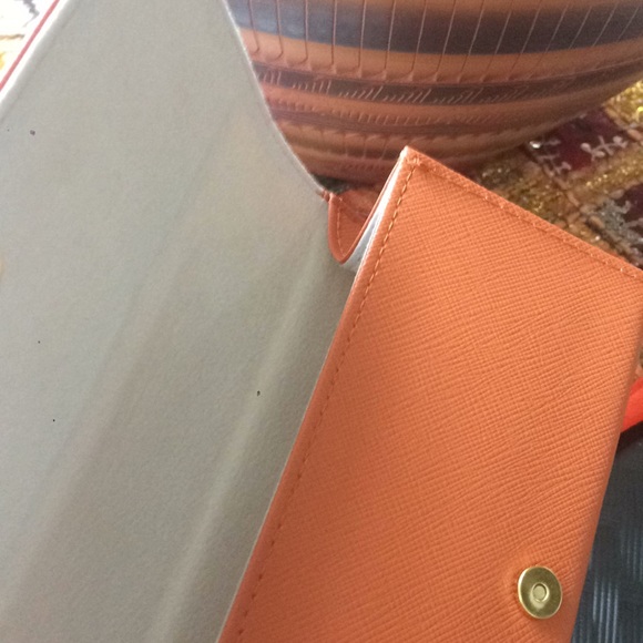 Tory Burch - Picture 5 of 8